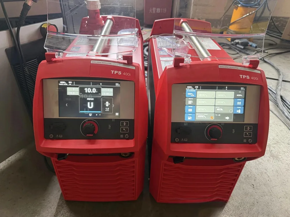 焊接电源（Fronius TPS 400i）
