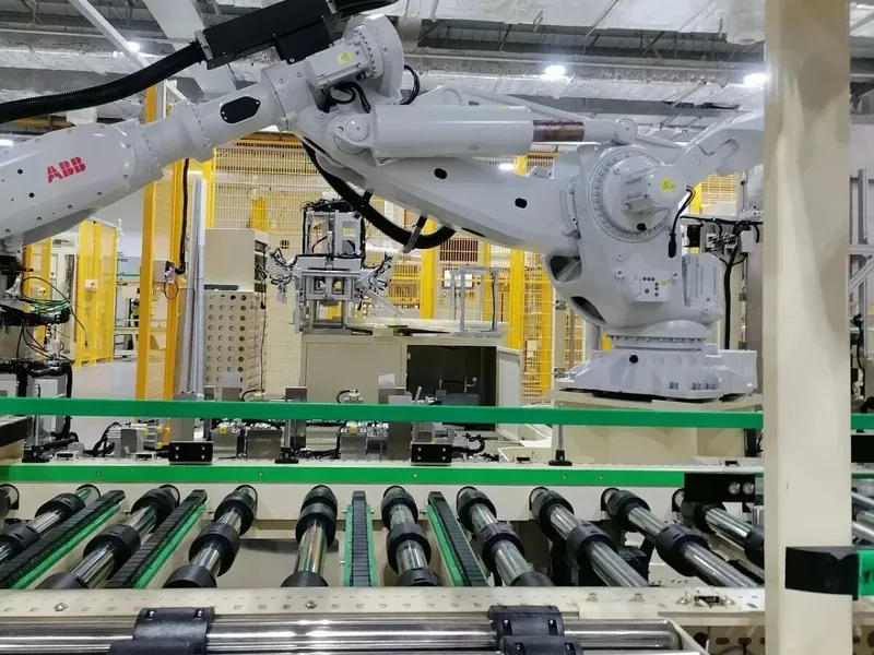 ABB 6-axis robot — arm and base